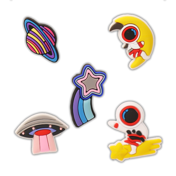 کالکشن جیبیتز طرح فضایی برای تزئین کفش کراکس برند کوهبر