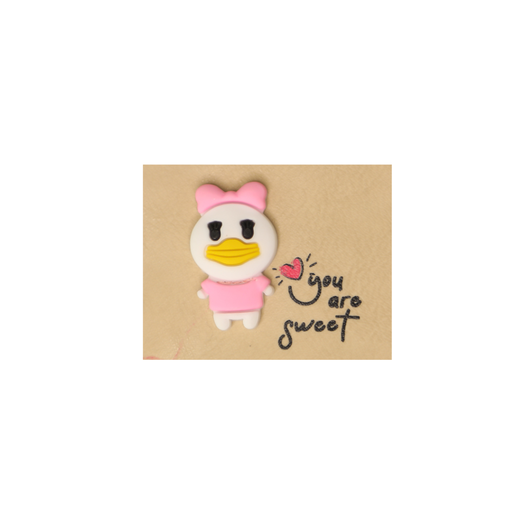 مارک ترکیبی لباس با جیبیتز طرح اردک | اتیکت چرم و سیلیکون با کیفیت تولید کوهبر برای پوشاک عمده