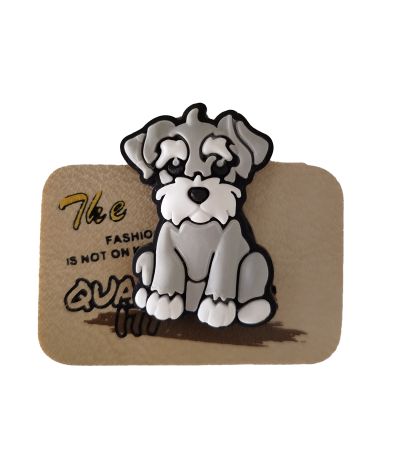 خرید مارک لباس چرمی با طرح سگ و نوشته ژلاتینی، تولید برند کوهبر