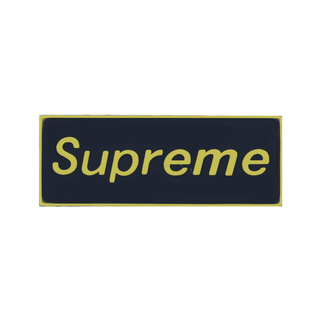 مارک ژلاتینی supreme با طراحی برجسته و براق، مناسب نصب روی پوشاک و اکسسوری، محصول برند کوهبر.
