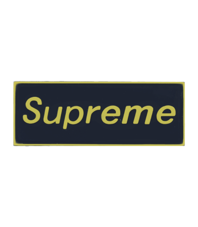 مارک ژلاتینی supreme با طراحی برجسته و براق، مناسب نصب روی پوشاک و اکسسوری، محصول برند کوهبر.