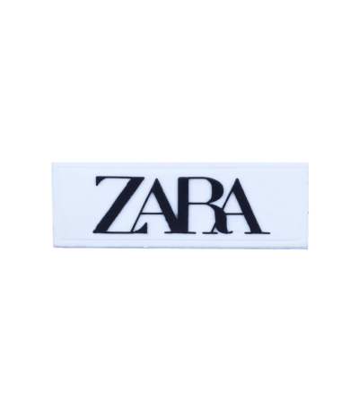مارک ژلاتینی zara با طراحی مینیمال و سطح برجسته مناسب نصب روی پوشاک برند