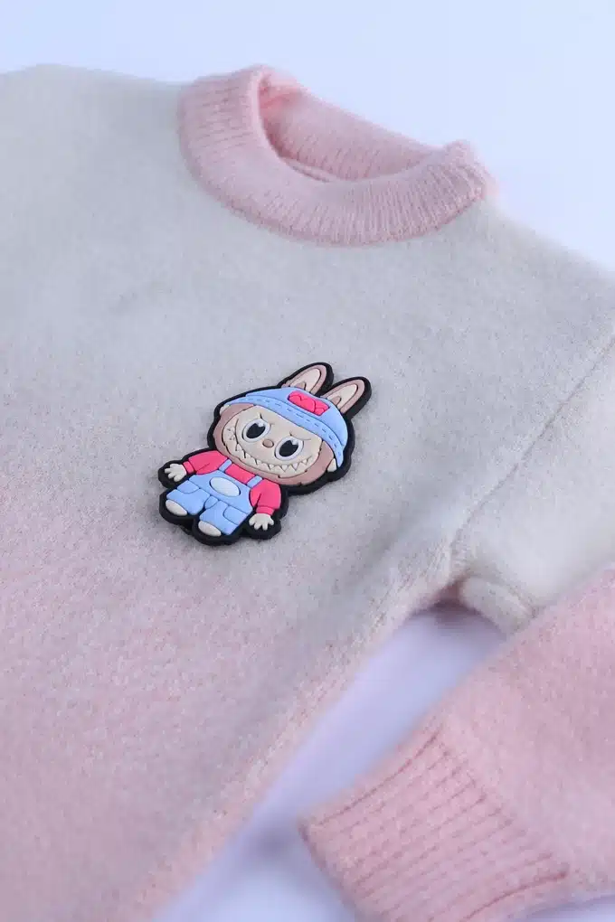 لبوبو روی لباس