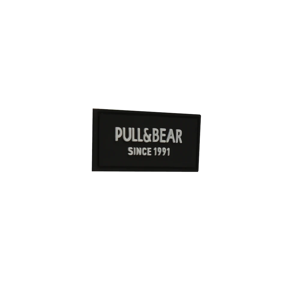 مارک ژلاتینی Pull & Bear