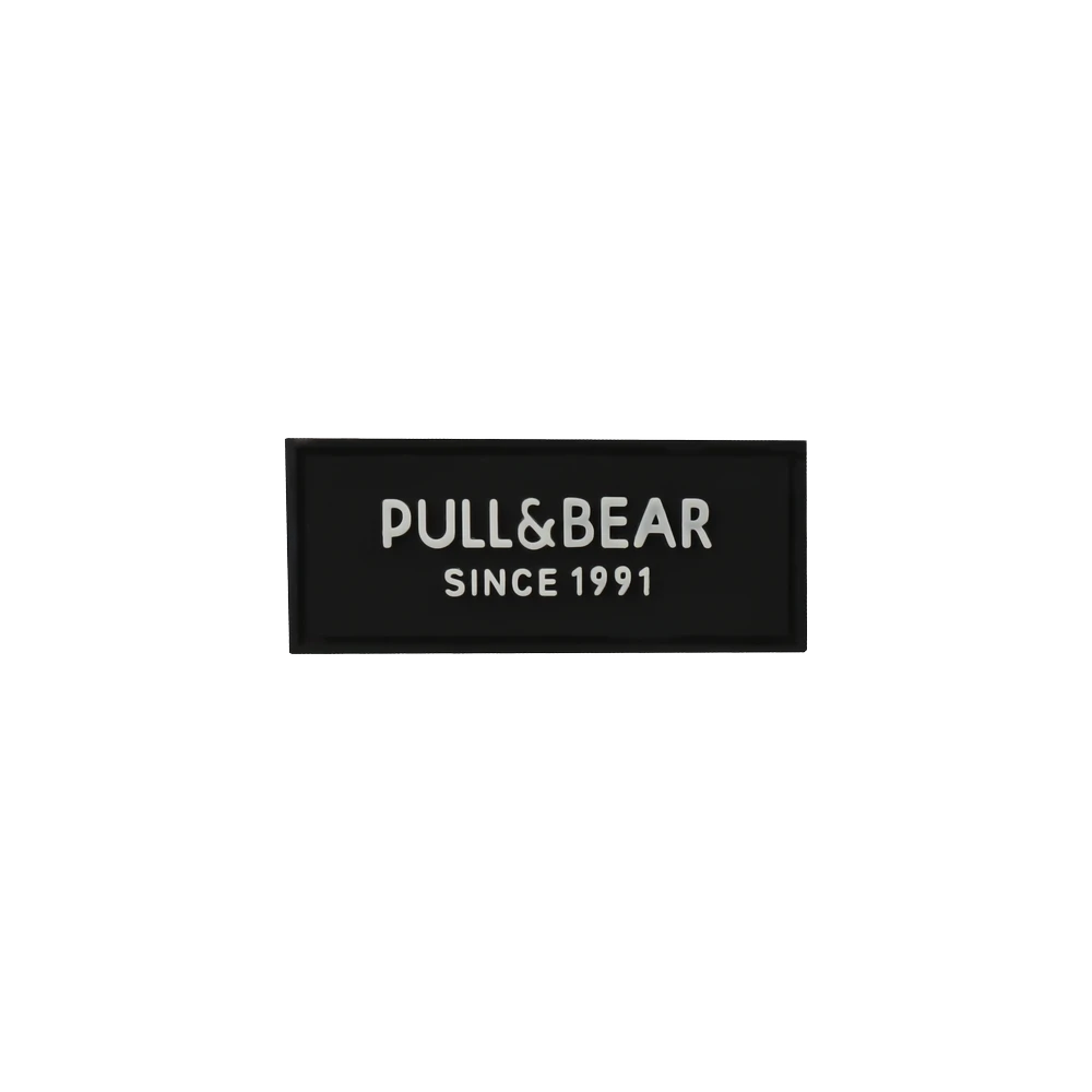 مارک ژلاتینی Pull & Bear